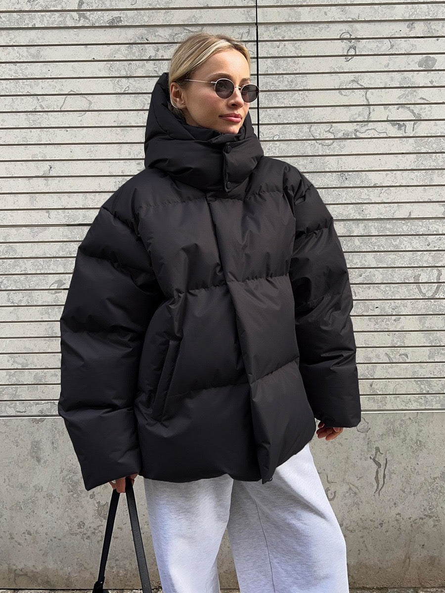 Nadia – Warme Oversize-Daunenjacke für Damen