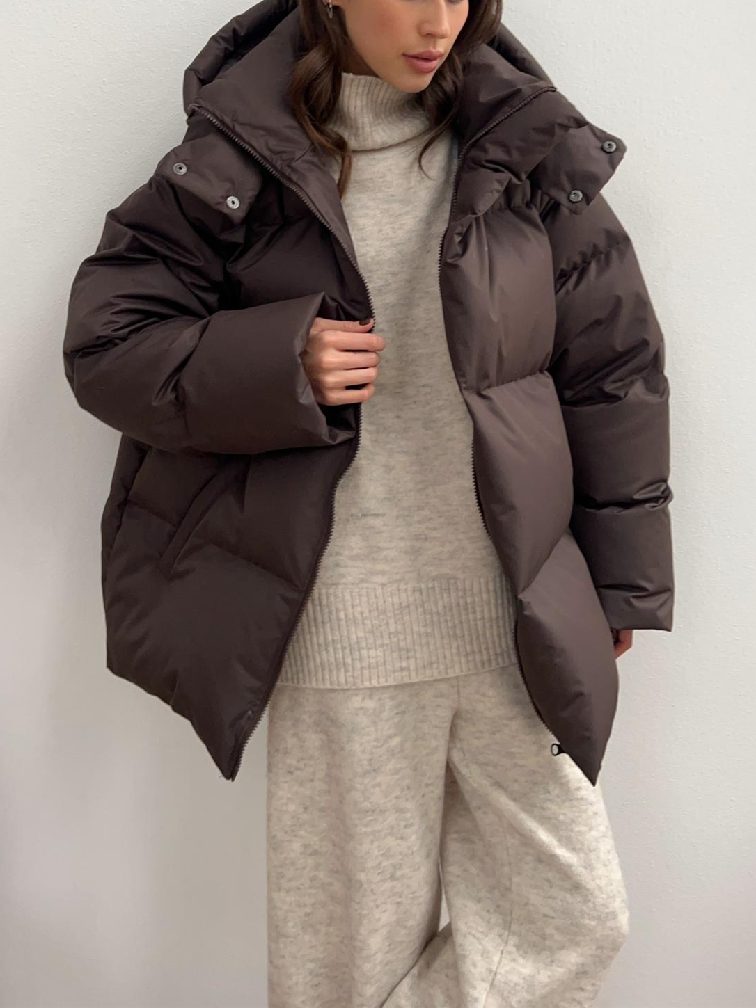 Nadia – Warme Oversize-Daunenjacke für Damen